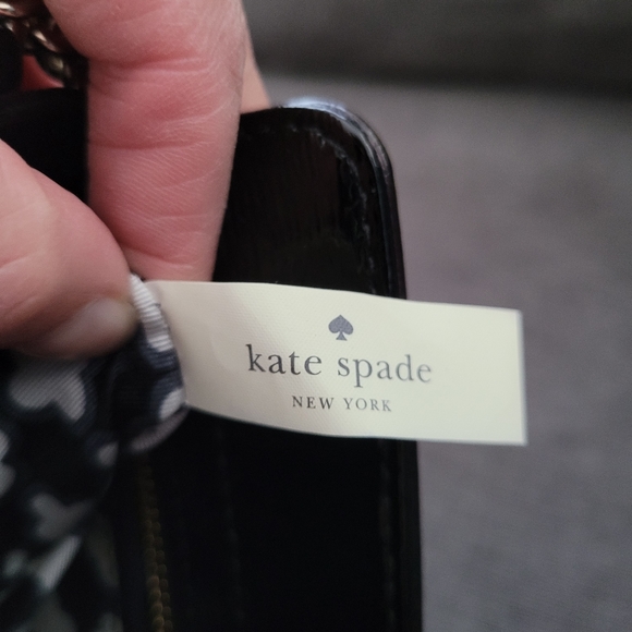 kate spade ♠️ Black & Gold Crossbody Patent Purse - Picture 14 of 14